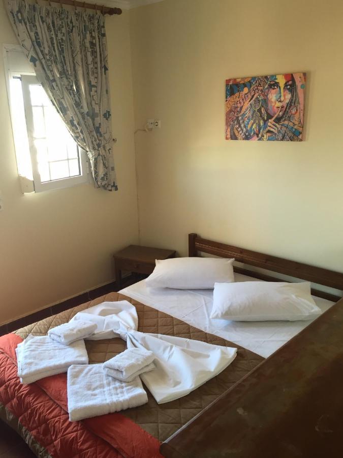 Toulipa Rooms Agía Ermióni Exterior foto