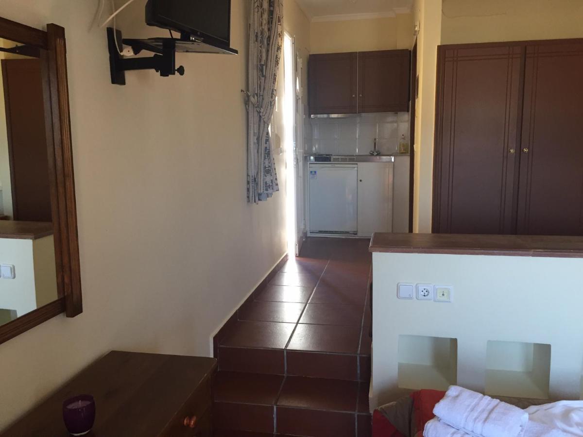 Toulipa Rooms Agía Ermióni Exterior foto